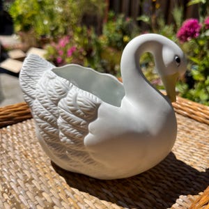 Homco Porcelain Swan Planter or Trinket Dish