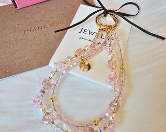 Pulsera con dije de teléfono personalizado con cuentas e inicial, correa de teléfono de cristal personalizada para iPhone, lindo regalo femenino para el cumpleaños de la mejor amiga.
