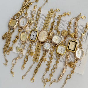 Handcraft Gold Watch Bracelet with Charms – Elegant Vintage Women&#39;s Timepiece Jewelry – Unique Retro Statement Wrist Watch Chain Gift