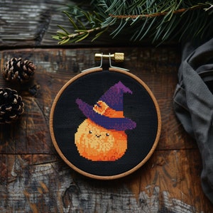 Witch&#39;s pumpkin cross stitch pattern PDF - cs11