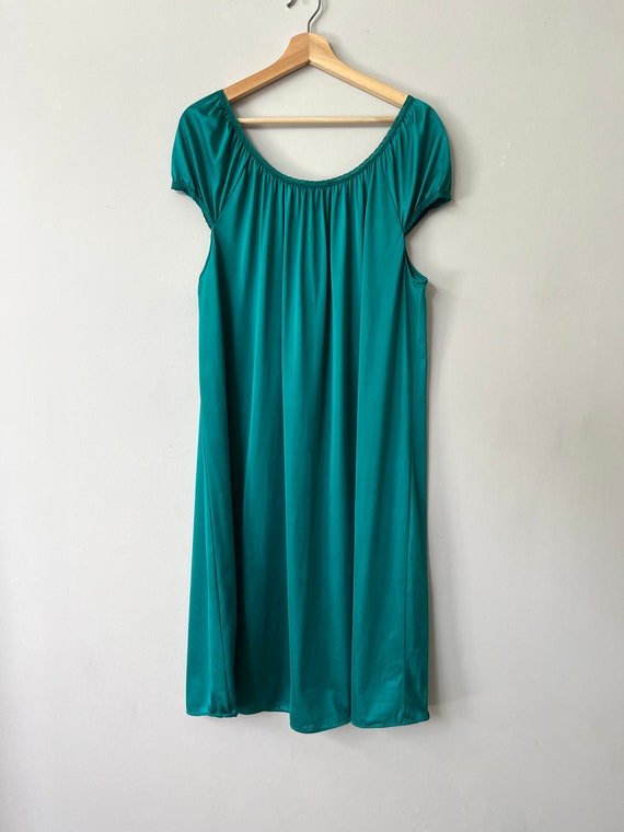 1980s Emerald Sea Green Nylon Lace trim Nightgown - image 3