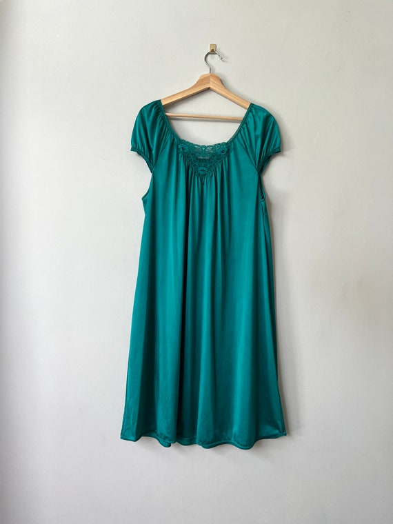 1980s Emerald Sea Green Nylon Lace trim Nightgown - image 8