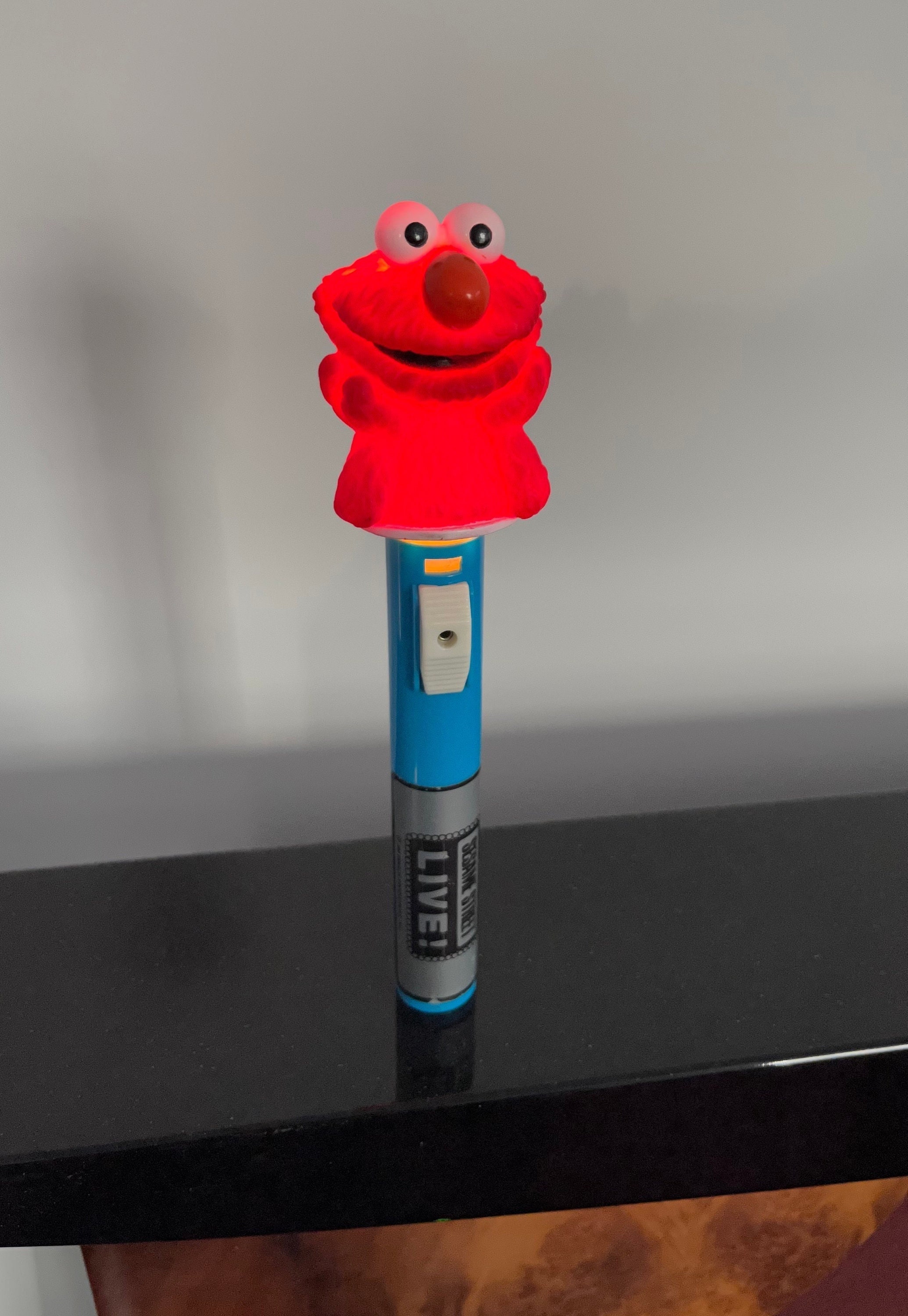 Elmo Flashlight Sesame Street Live Souvenir With Batteries Working