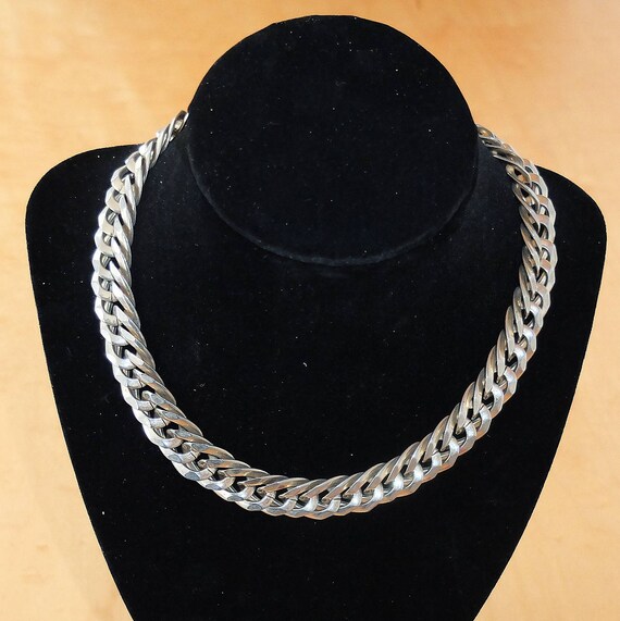 vintage sperry necklace