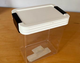 Click Clack Storage Container Airtight .9 L Vintage