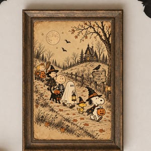 Op de afbeelding: Een ingelijste rechthoekige print met een vintage-stijl Halloween-illustratie van Peanuts-personages die langs een pad lopen. De scène bevat een volle maan, een spookachtig huis, een houten bord met de tekst TRICK OR TREAT en gevallen herfstbladeren.