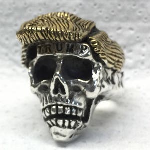 Anillo de calavera TRUMP en plata de ley y cabello bañado en oro Anillo de calavera Trump