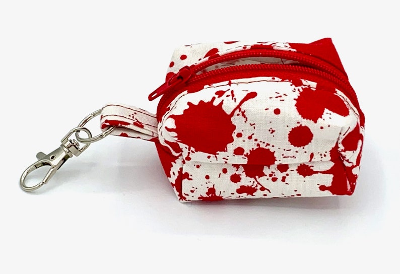 Dexter White - blood spatter pattern matching bag holder