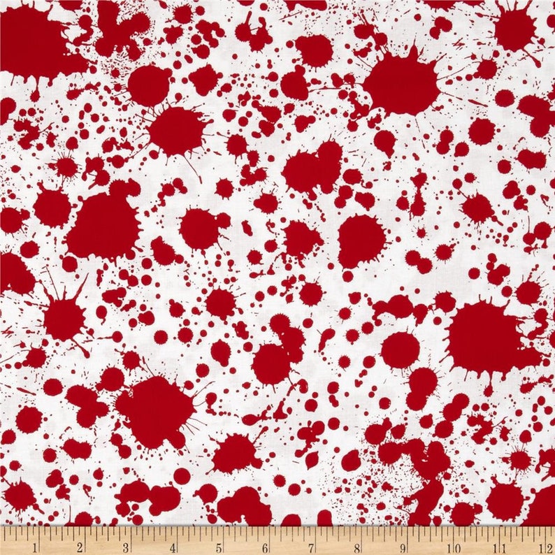 May include: White fabric with a repeating pattern of red blood splatters. The splatters vary in size and shape, creating a chaotic yet visually interesting design. This fabric is suitable for Halloween or horror-themed projects.
