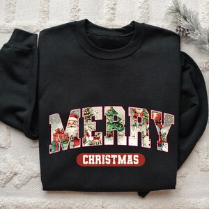 Retro Merry Christmas Sweatshirt, Vintage Merry Christmas Sweatshirts, Womens Christmas Shirt, Festive Holiday Sweater, Cute Christmas Gift