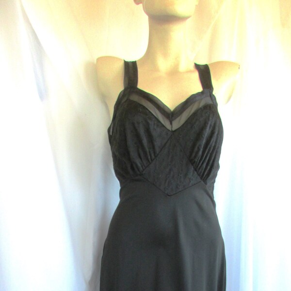 Vintage 1960's Slip Black Nylon Full Slip Luxite by Holeproof Midi Size 40 **Scroll down for details