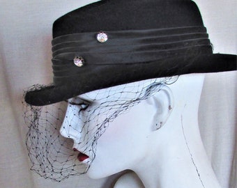 Vintage 1960's Hat Black Wool Felt Fedora Pork Pie Hat w Rhinestones & Veil by Newmann-Endler Fairfield Felts **Scroll down for details