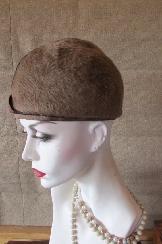 Vintage 1950's 60's Hat Turban Fuzzy Brown Helmet 