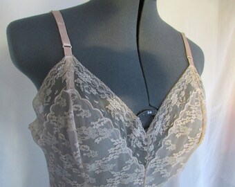 Vintage 1960's 70's Slip Full Nylon & Lace Full Slip Pale Pink Vassarette Lingerie **Scroll down for details