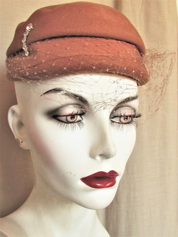 Vintage 1940's 50's Hat Brown Wool Felt Hat w Vei… - image 4