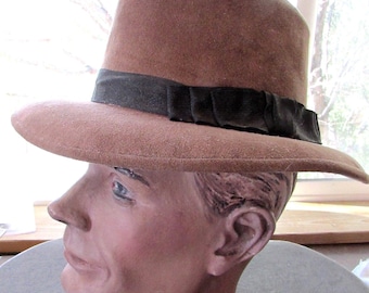 Vintage 1970's Hat Fedora Brown Ultrasuede Bailey Women's or Men's Vintage Western Wear Hat Small Size **Scroll down for details