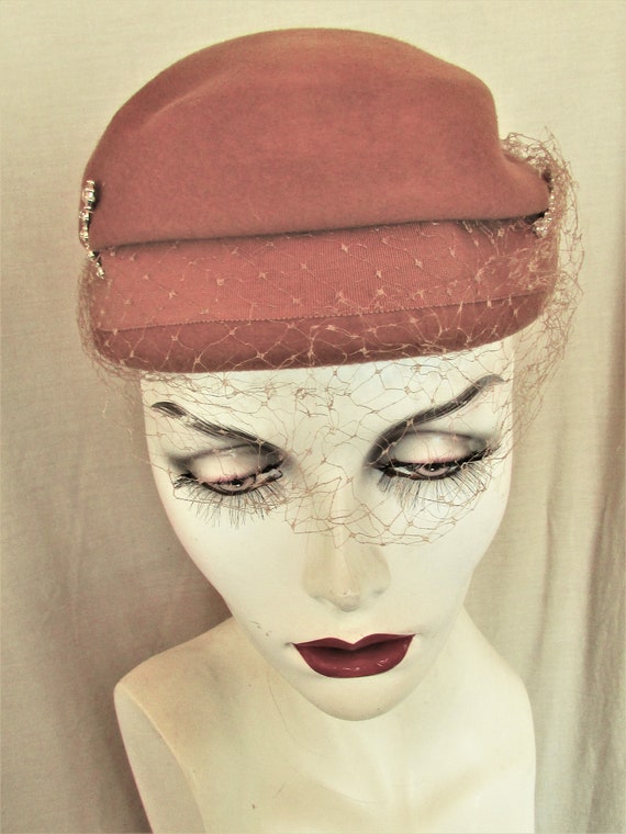 Vintage 1940's 50's Hat Brown Wool Felt Hat w Vei… - image 3
