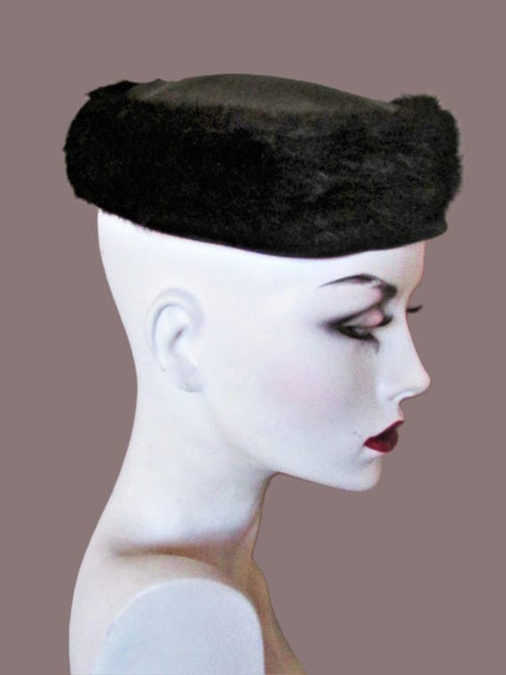 Vintage 1960 display picture 2