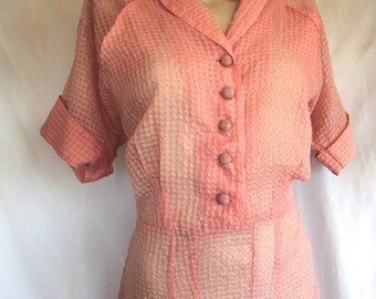 Vintage 1950's Dress Crinkle Peachy Pink Nylon Sheer Short Sleeve Shirtwaist M/L Size **Scroll down for details