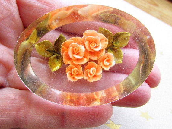 Vintage 1950's 60's Brooch Lucite Oval Pin w Oran… - image 2