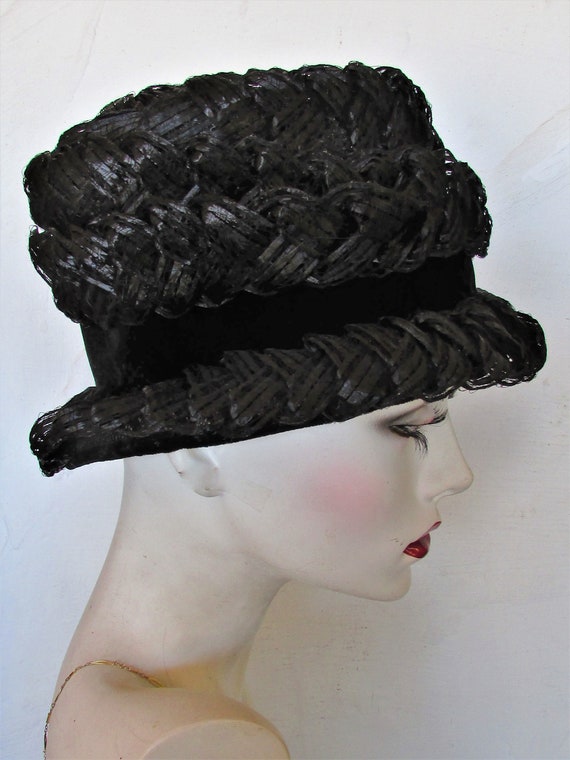 Vintage 1960's Hat Black Cellophane Straw Hat Sto… - image 2