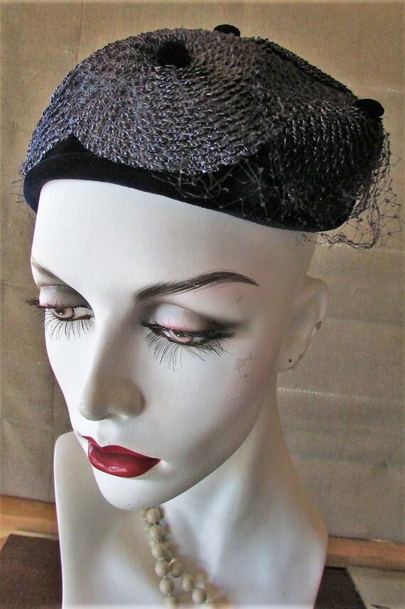 Vintage 1940's 50's Hat Dark Blue Velvet & Straw … - image 2