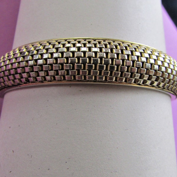 Vintage 1980's 90's Bracelet Roxanne Assoulin Designer Jewelry Gold Tone Bangle Bracelet Basket Weave **Scroll down for details