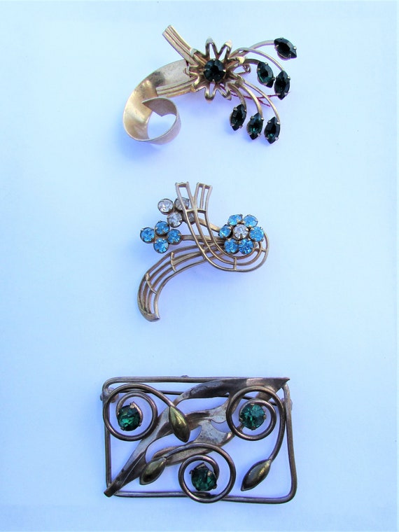 Vintage Lot Early Mid Century Brooches Art Nouvea… - image 1