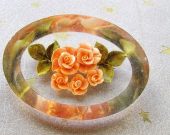 Vintage 1950's 60's Brooch Lucite Oval Pin w Orange Roses Clear w Embedded Floral Arrangement Mid Century Fashion **Scroll down for details