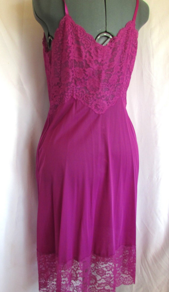 Vintage Lingerie 1960's Slip Magenta Full Slip Ny… - image 6