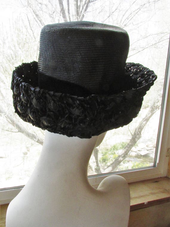 Vintage 1960's Hat Black Cellophane & Natural Str… - image 3