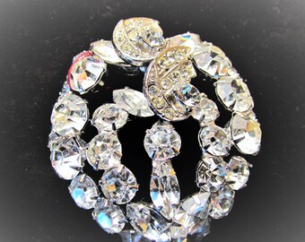 Vintage 1950's Brooch Weiss Rhinestone Pin Set in Silver Tone Signed Costume Jewelry Mid Century **Scroll down for details