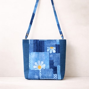 Blue Daisy Patchwork Shoulder Bag Handmade Fabric Purse Casual Everyday Tote
