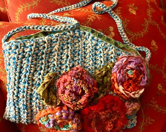 Crocheted Bag w Flowers