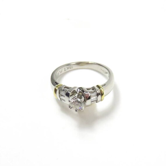Vintage Platinum Engagement Ring - image 4