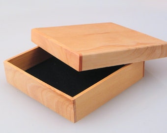 Pine Gift Box