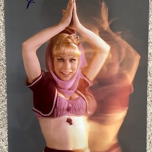 Barbara Eden Signed 10x15 Photo I Dream of Jeannie
