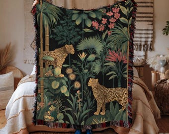 Tkany koc z motywem lasu tropikalnego Jaguar, gobelin w stylu mid-century modern
