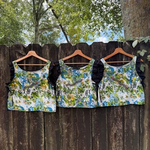 Handmade floral centipede ties on side shirt Size S M L reference measurements