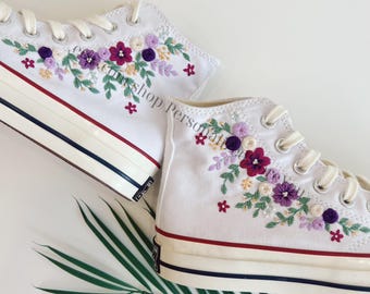 Tênis Converse Chuck Taylor com bordado floral personalizado
