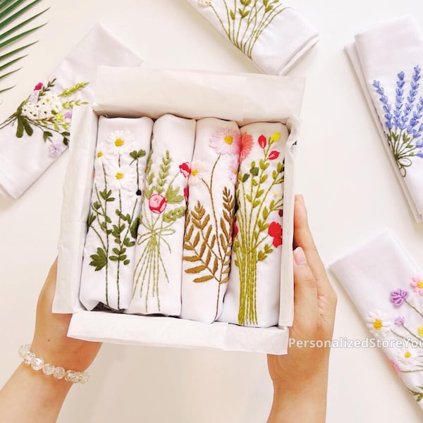 Embroidered Linen Napkins: Hand-stitched Floral Table Decor
