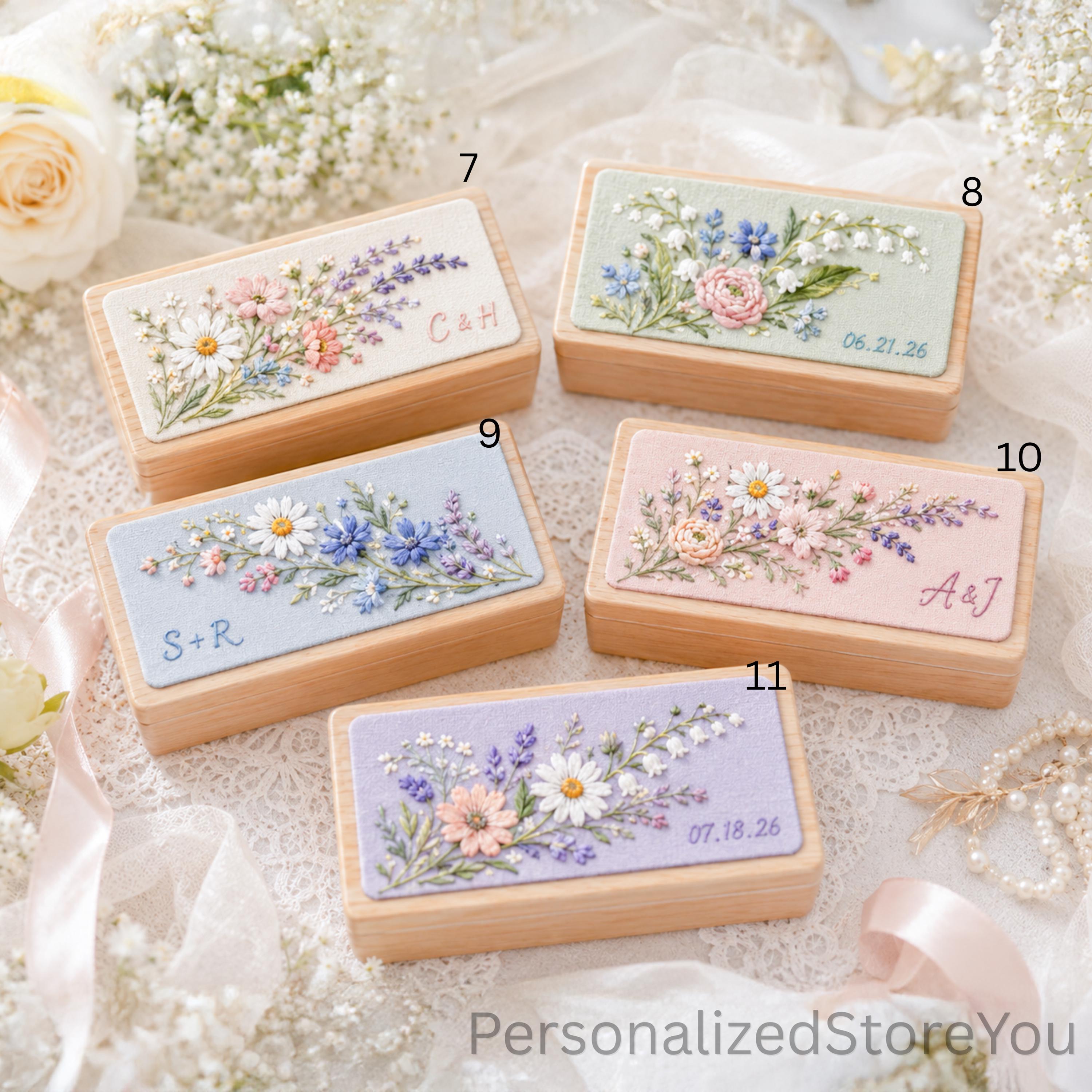 ♡ Personalized Embroidered Jewelry Box, Custom Floral Ring Box