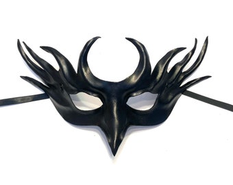 Entirely Handcrafted Black Leather Bird Mask very lightweight & easy to wear Crow Blackbird Raven Halloween Masquerade