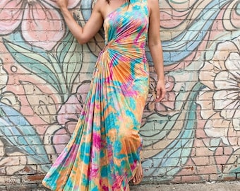 Tie Dye Pleated Summer Maxi Dress: Sleeveless Bohemian Print Party Rave Outfit