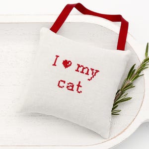 I Love My Cat Antique Linen Sachet – Handmade Gift for Her/Woman/Friend/Family/Dad/Mom – Filled with French Lavender – May Be Personalized