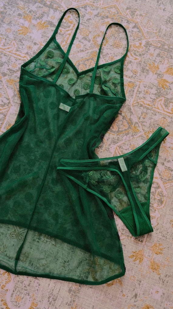 Malizia by La Perla Sheer Dark Green Polka Dot Babydoll Lingerie Set  Vintage - Etsy Canada