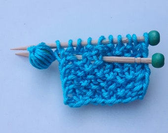 Knitting brooch pin with miniature knitting bamboo needles and a yarn ball made of cotton yarn - turquoise, Free Shipping