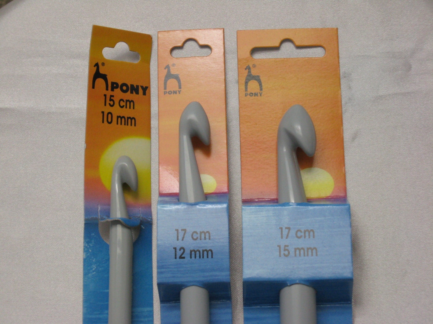 Pony Crochet Hook 10mm x 15cm