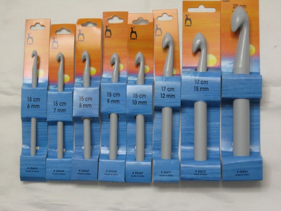 Medium size Crochet Needle Medium size Crochet Needle