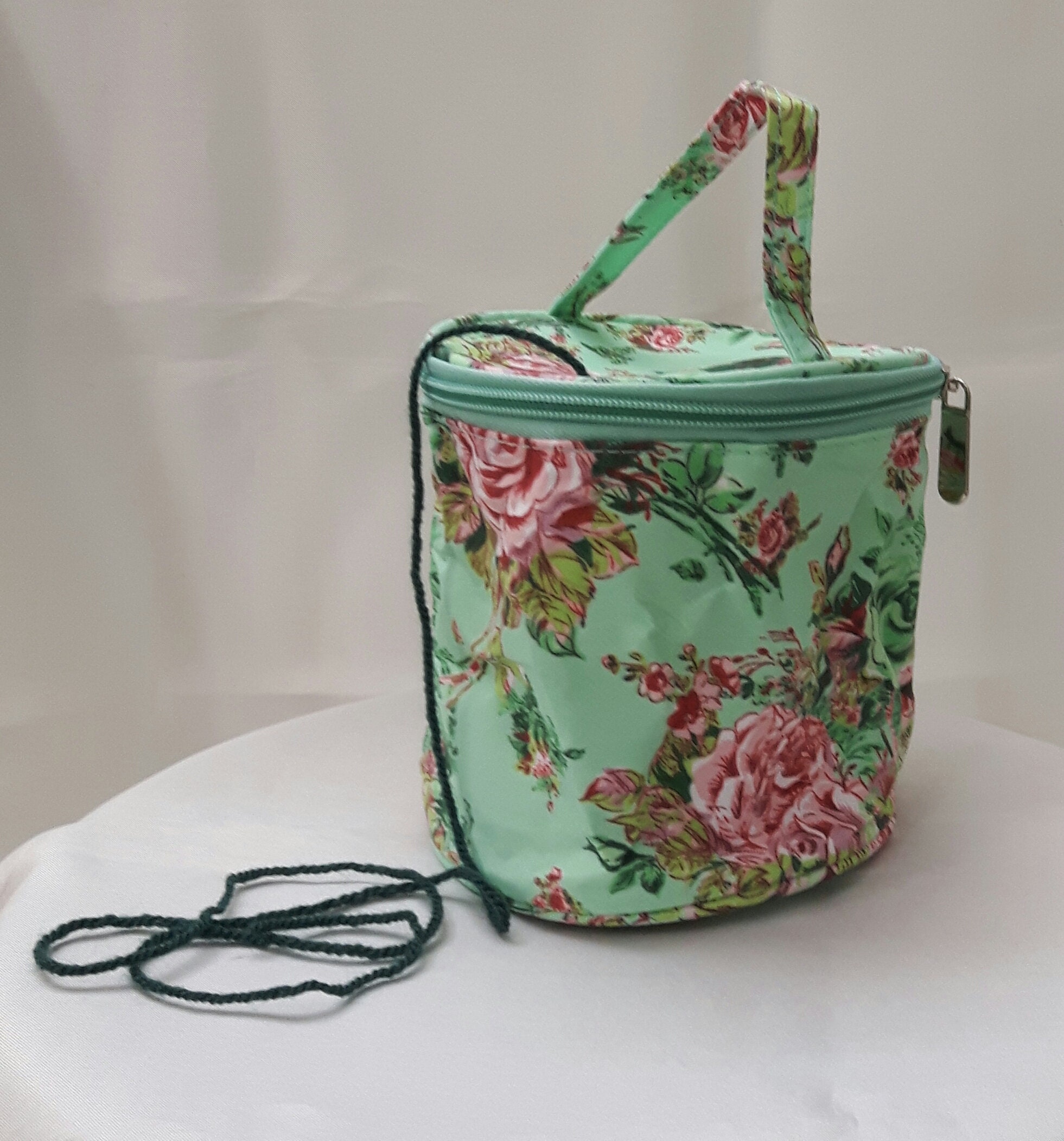 Knitting Bag, Yarn Tote Storage Organizer with Separate Crochet Hooks – Fig  Basket Crochet & Creative